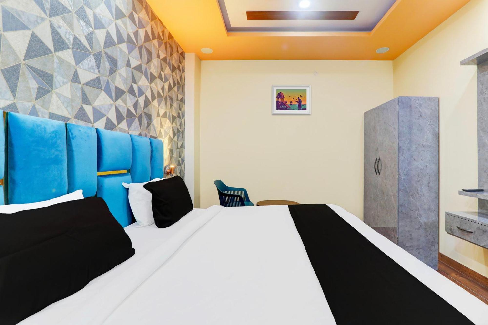 Super Hotel O Raas Plaza 칸푸르 외부 사진