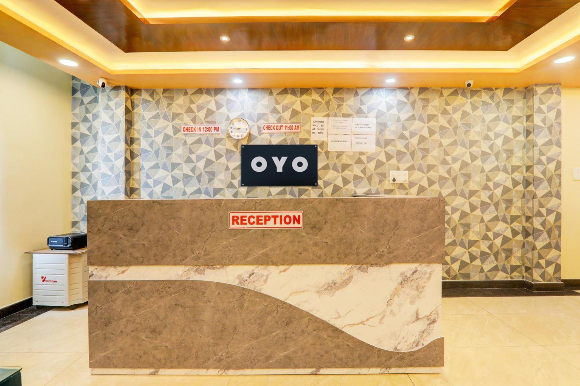Super Hotel O Raas Plaza 칸푸르 외부 사진